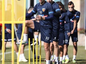 Kayserispor, İ̇stanbul’a Rötarlı Gitti