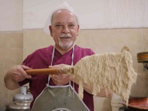 Geleneksel Kış Tatlısı Tahin Helvasına Yoğun Talep