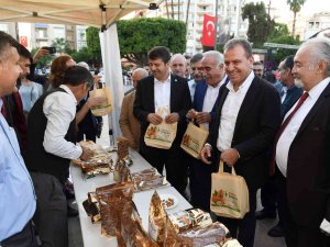 Seçer: "Hepimiz Halka Hizmet İçin Varız"