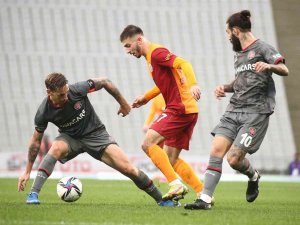 Spor Toto Süper Lig: Karagümrük: 1 - Galatasaray: 1 (Maç Sonucu)