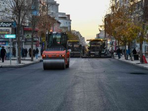 Vali Bilmez, Zübeyde Hanım Ve İ̇skele Caddelerindeki Çalışmaları İnceledi