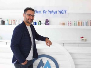 Estetik Uzmanı Dr. Yiğit; "Yaş Ve Kilo Doku Deformitelerine Ve Sarkmalarına Neden Olur”