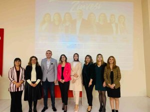 Cumhuriyet Üniversitesi Vakfı Okullarında “Erken Çocukluk Zirvesi”