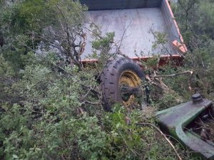 Uçuruma Yuvarlanan Traktör Sürücüsü Hayatını Kaybetti