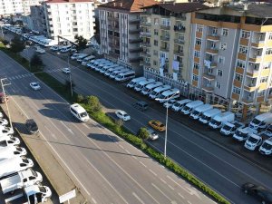 Türkiye’nin Minibüs Piyasasına Yön Veren İlçede Sıfır Ve İkinci Ele Yoğun Talep