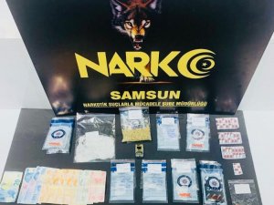 Araç İçinde Satışa Hazır Uyuşturucu Ele Geçirildi: 1 Gözaltı