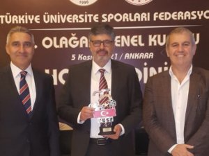 Türkiye Üniversite Sporları Federasyonu’ndan Anadolu Üniversitesi’ne Ödül