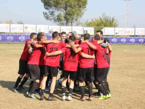 Yunusemre’de ’Yuntdağı Cup’ Futbol Şöleni Başladı