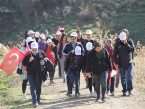 Kaymakam Düzgün Ve Öğrencilerden Doğa Yürüyüşü