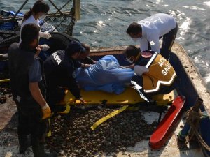 Denize Giren Kadın Ekiplere Zor Anlar Yaşattı