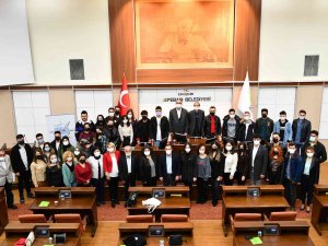 Başkan Ataç Ziraat Fakültesi Öğrencileri İle Buluştu