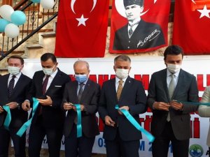 Yargıtay Üyesi Hakim Yaşar Şimşek, Akşahap Düğmeli Köy Okulunu Restore Ettirdi