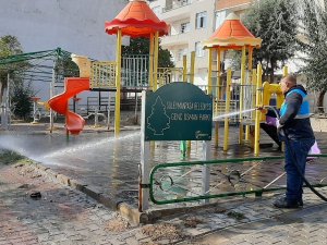 Salgınla Mücadele Tavizsiz Sürüyor