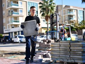 Macar Öğrenciler Konyaaltı’nda Staj Yapıyor