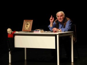 Ataşehir Belediyesi’nden Tiyatrolara Büyük Destek