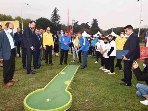 Bursa’da 250 Bin Çocuk Sahaya İniyor