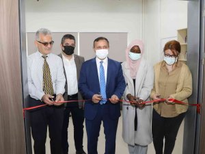 Erü’de Yabancı Diller Yüksekokulu’nun Yenilenen Binası Ve Bilgisayar Laboratuvarı Açıldı