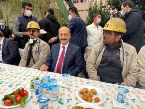 Maden İşçilerinden Çalışma Bakanı Bilgin’e Sevgi Seli
