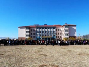 Muradiye’de Gerçeğini Aratmayan Deprem Tatbikatı