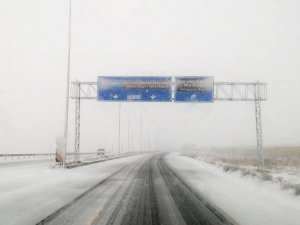Erciyes Beyaza Büründü