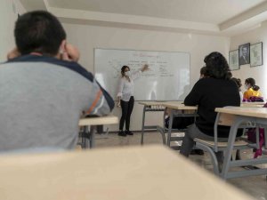 Mersin Büyükşehir Belediyesi Kurs Merkezleri Açmaya Devam Ediyor