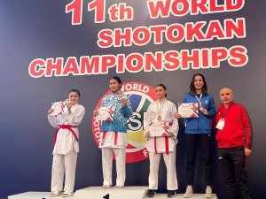 Kartepe’nin Sporcularından Karate Başarısı