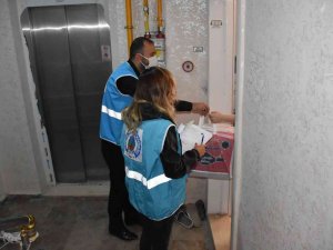 Siirt Belediyesi 2 Bin 300 Aileye ’Hoş Geldin Bebek’ Paketi Dağıttı