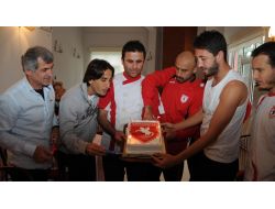 Kaptan 34 Yaşına Girdi