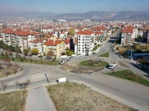 Isparta’da Karmaşaya Neden Olan Kavşak Yeniden Düzenleniyor