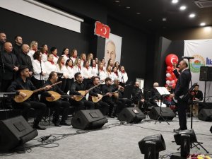 İ̇lkadım Thm Korosu’ndan Türkü Gecesi