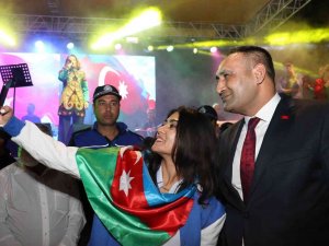Karabağ Zaferinin Coşkusu Azerin Konseriyle Yaşandı