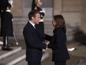 Fransa Cumhurbaşkanı Macron, Abd Başkan Yardımcısı Harris İle Görüştü