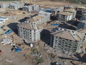 Şehzadeler Toki̇’nin Yüzde 40’ı Tamamlandı