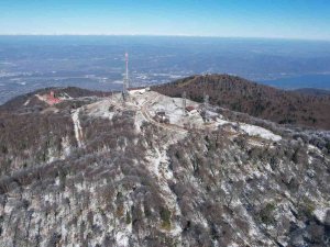 Kartepe’ye Sezonun İlk Karı Yağdı