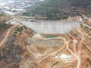 Aydıncık Barajında Su Tutulmaya Başlandı