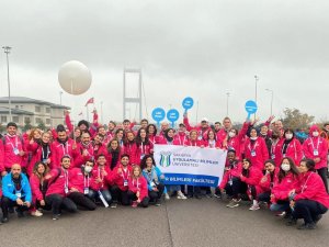 Derslerini İ̇stanbul Maratonu’nda İşlediler