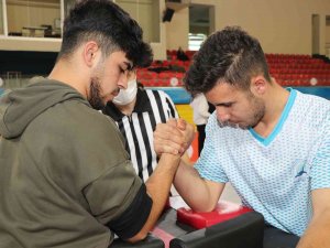 Bilek Güreşi Heyecanı Sona Erdi