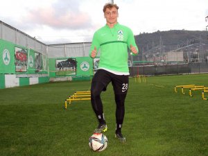 Gzt Giresunspor Futbolcusu Erol Can Akdağ: "Yeni Malatyaspor Maçını Kazanarak Çıkış Yakalamak İstiyoruz"