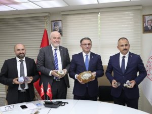 Yarı Değerli Taşlar Ülke Ekonomisine Kazandırılacak