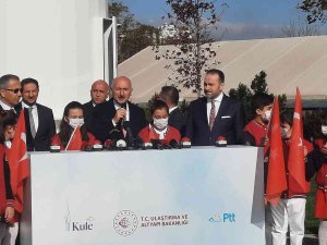 Türkiye’nin En Büyük Bayrakları En Uzun Direklerde Göndere Çekildi
