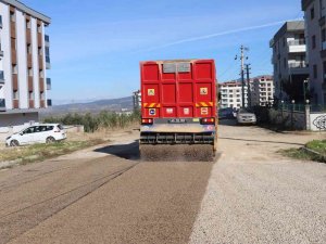 Turgutlu Belediyesi Asfalt Çalışmalarına Devam Ediyor