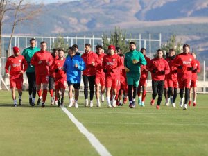 Sivasspor, 4 Eksikle Çalıştı