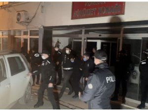 Boşanma Aşamasındaki Eşinin Ölümüne Neden Olan Koca Tutuklandı