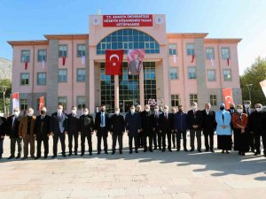 Amasya Üniversitesi Kütüphanesine Tarihçi Hüseyin Hüsameddin Yasar’ın Adı Verildi