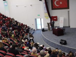 Kütahya’da ’Tip 1 Diyabetli Öğrencilerin Bakımı, İ̇nsülün/glukagon’ Uygulaması Eğitimi