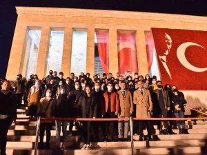 Başkentliler Büyükşehir Belediyesinin Ev Sahipliğinde 10 Kasım Haftasında Atatürk’ü Andı