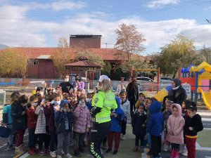 Van Polisinden Miniklere Trafik Eğitimi