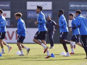 Fenerbahçe, Eksik Kadroyla Çalıştı