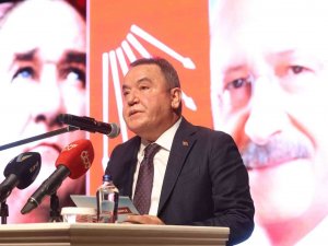 Başkan Böcek: “Antalya Örtü Altı Üretimde Birinci Sırada”