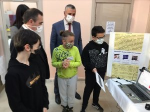 Burhaniye’de Tübitak 4006 Bilim Fuarı İlgi Gördü